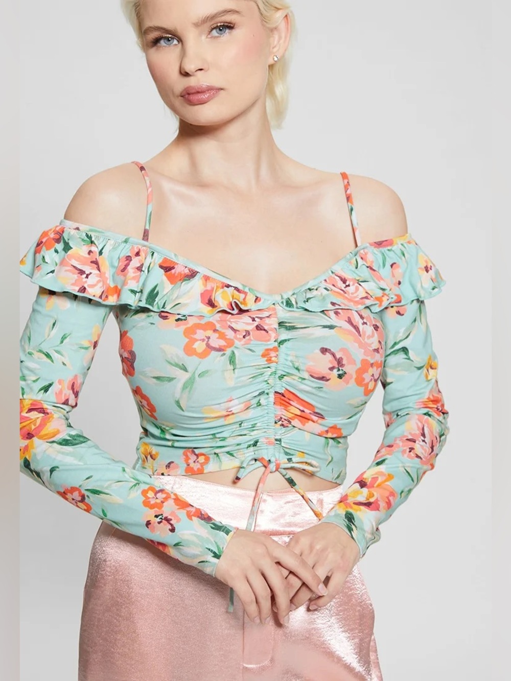 NWT Guess Off Shoulder Ruffle Ruffle Shoulder Shaina Top Size XS